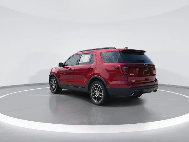 Used 2016 Red Ford Sport image 6