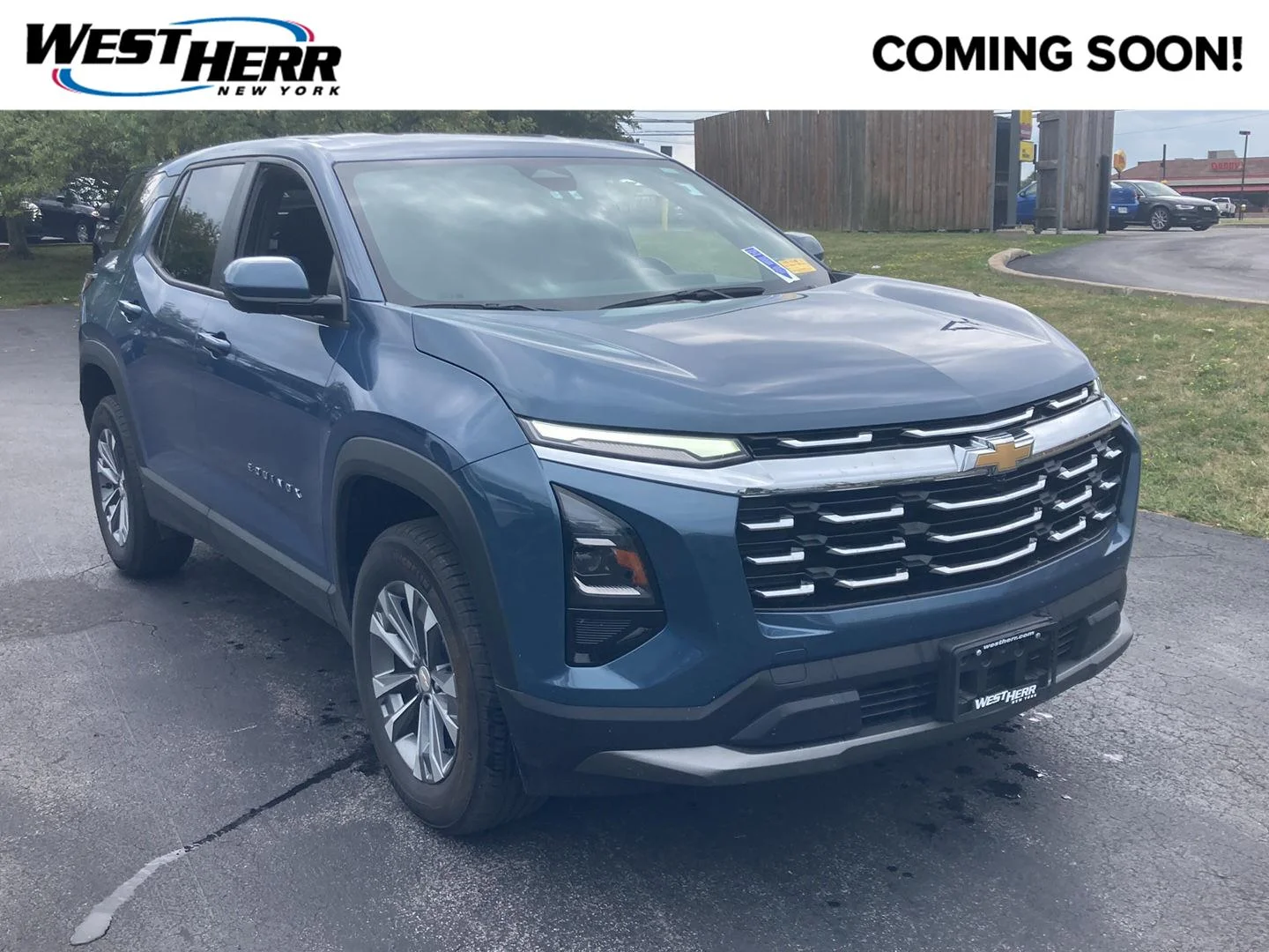 Used 2025 Lakeshore Blue Metallic Chevrolet LT image 1