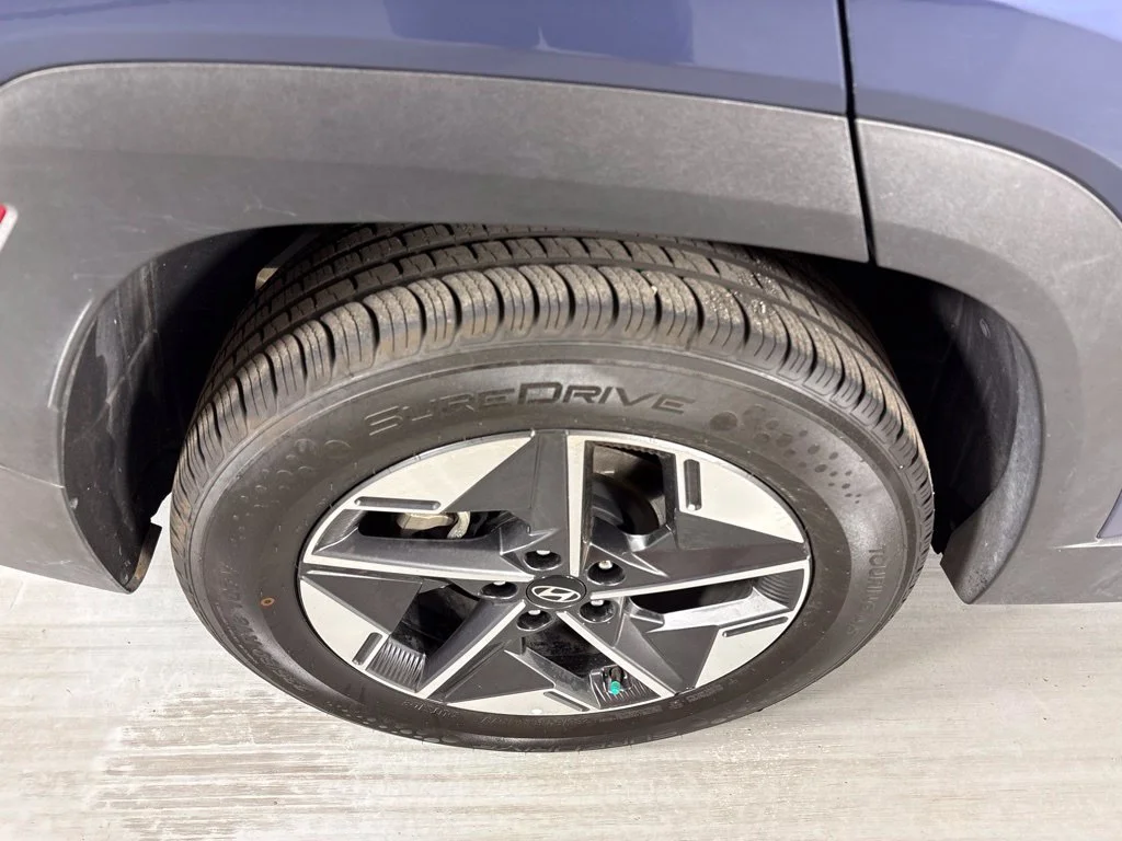 Used 2025 Blue Hyundai SEL image 10