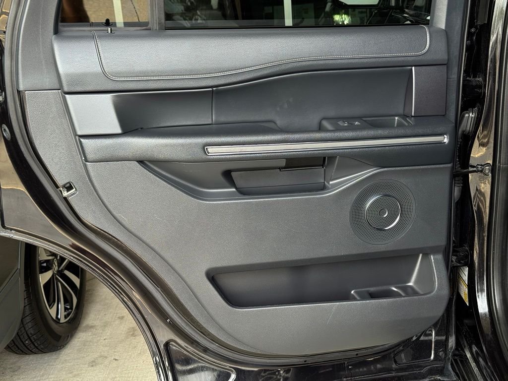 Used 2024 Black Ford XLT image 20