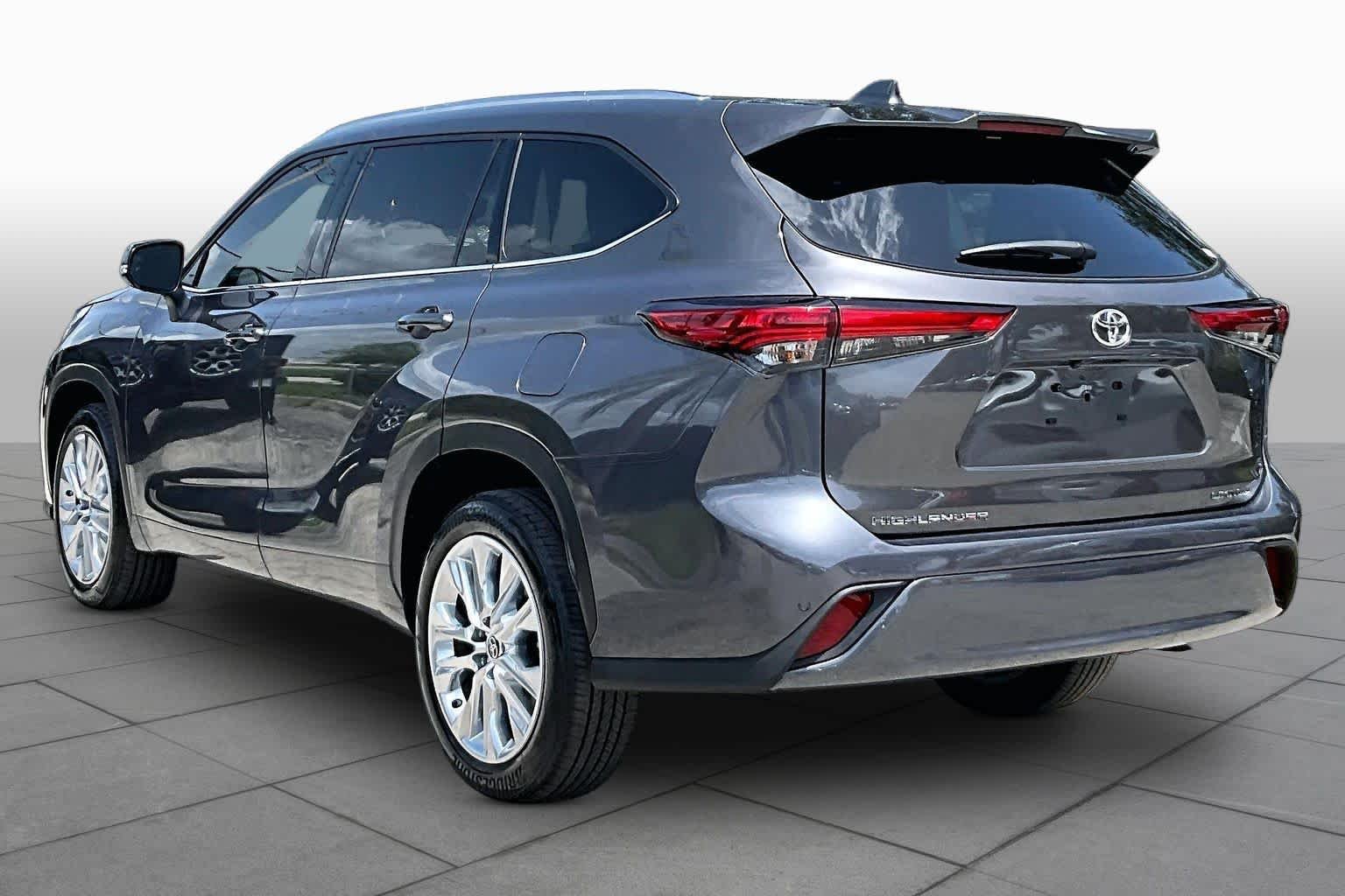 Used 2022 Magnetic Gray Metallic Toyota Limited image 12