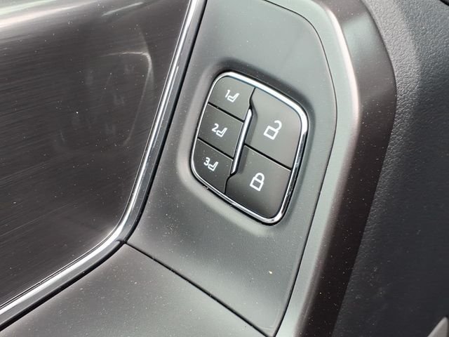 New 2026 Avalanche Ford Lariat® image 10