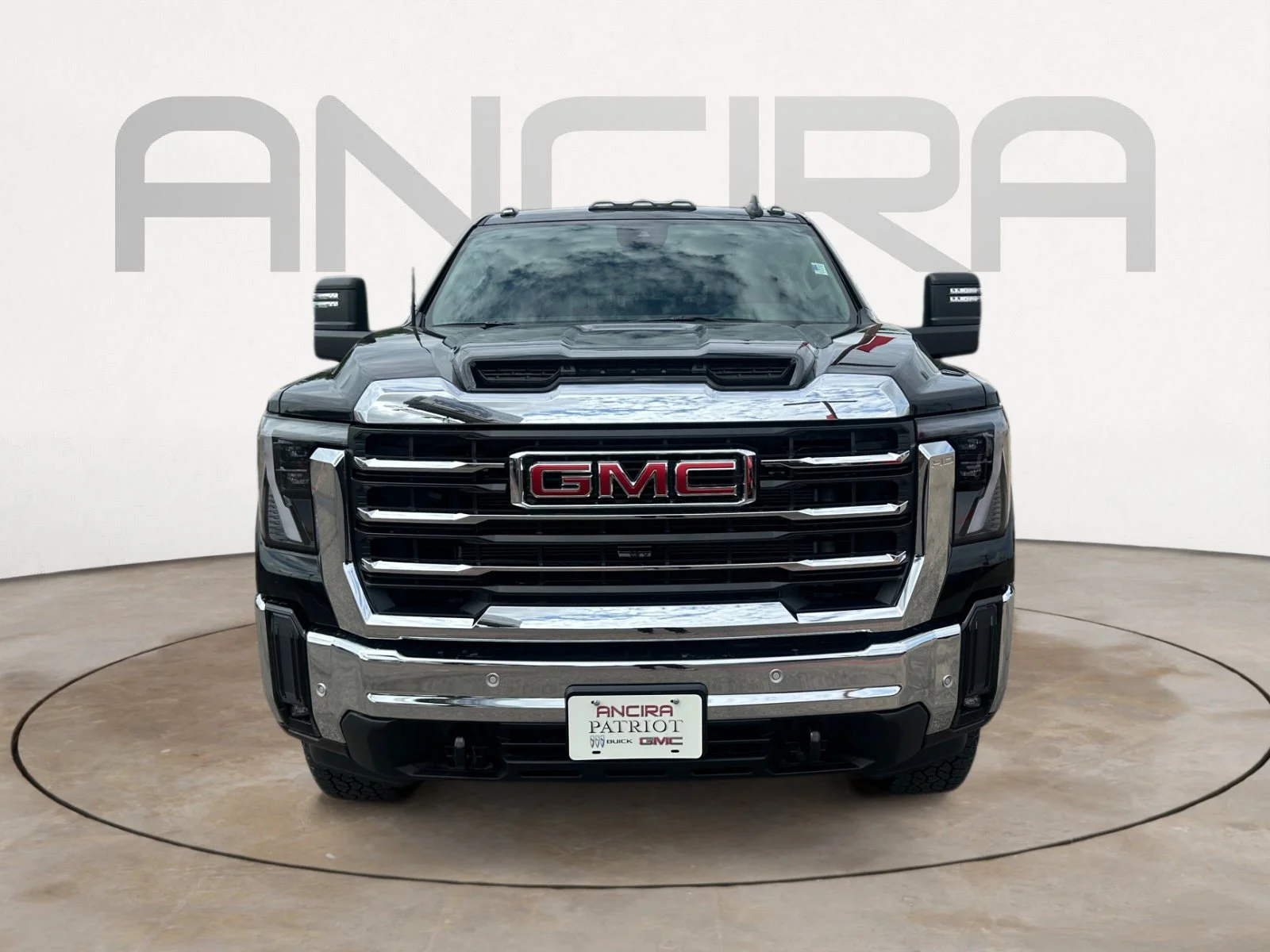 New 2026 Onyx Black GMC SLE image 5