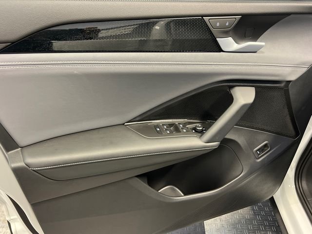 New 2026 White Volkswagen 2.0T SE image 8