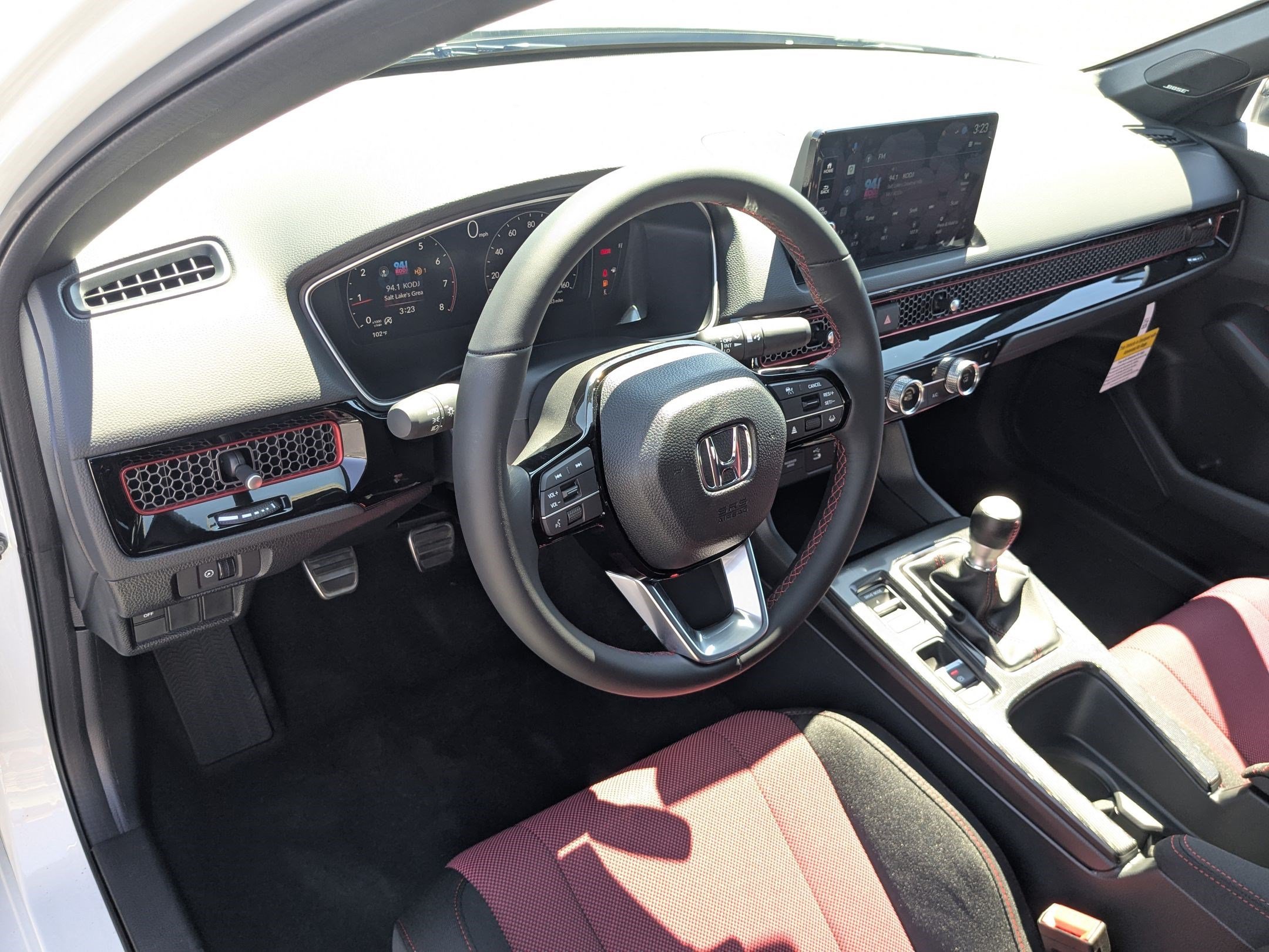 New 2026 Platinum White Pearl Honda Manual image 12