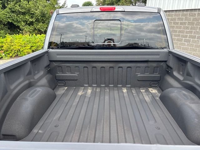 Used 2023 Gray Ford XLT image 12