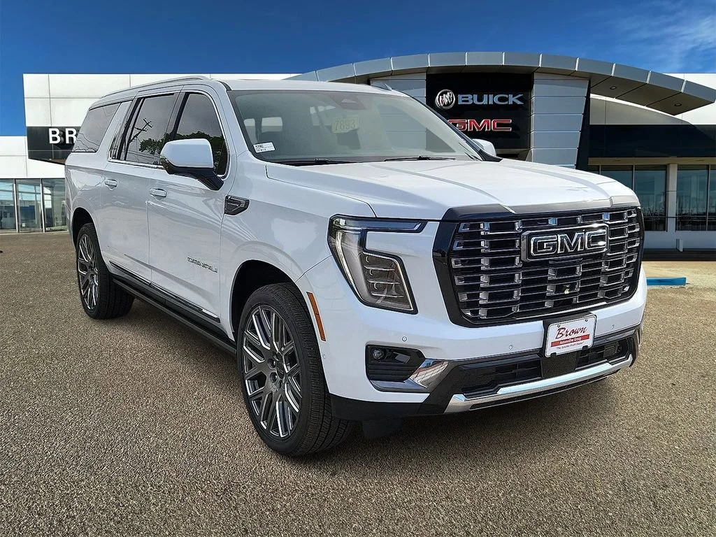 2026 GMC Yukon Denali Ultimate AWD's photo