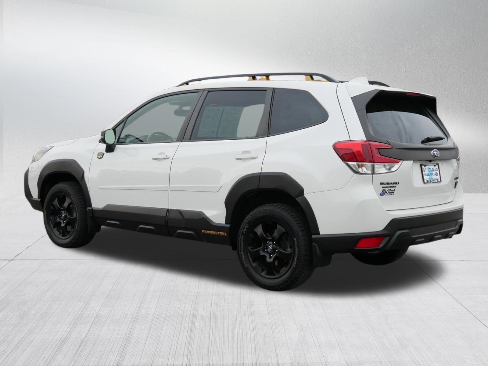 Certified Used 2023 Crystal White Pearl Subaru Wilderness image 5