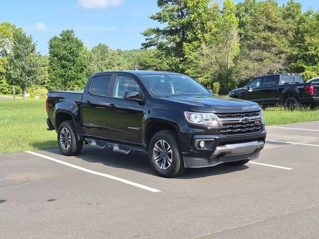 Used 2022 Black Chevrolet Z71 image 15