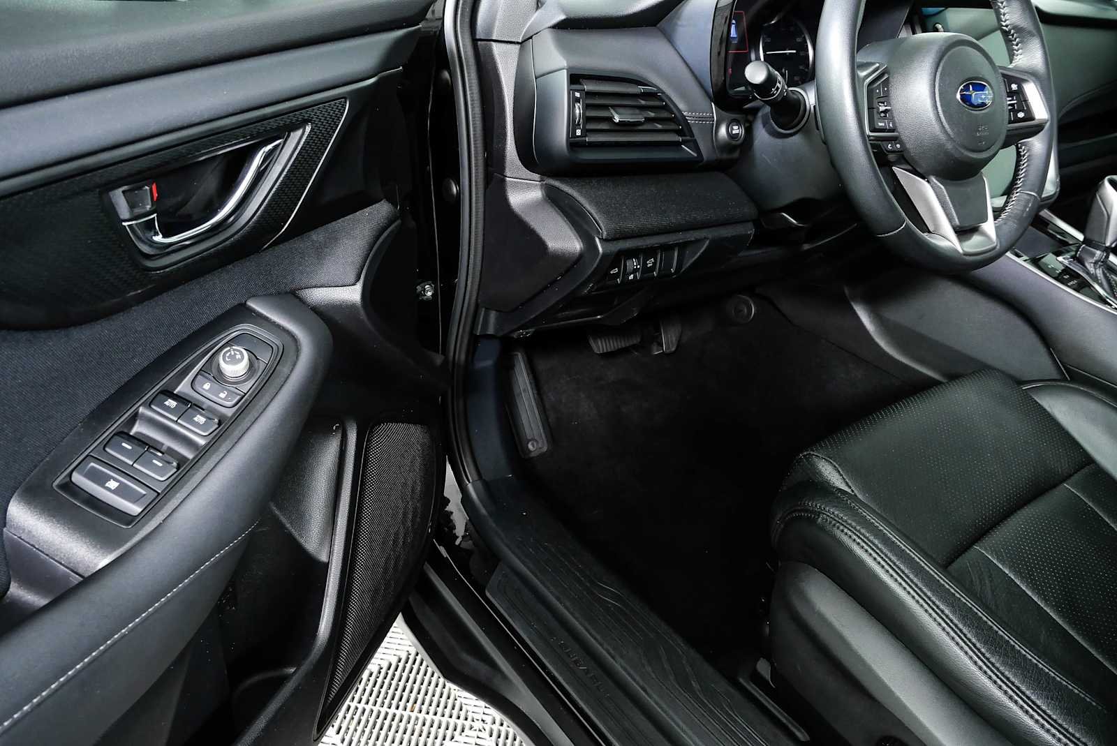 Used 2021 Crystal Black Silica Subaru Premium image 7