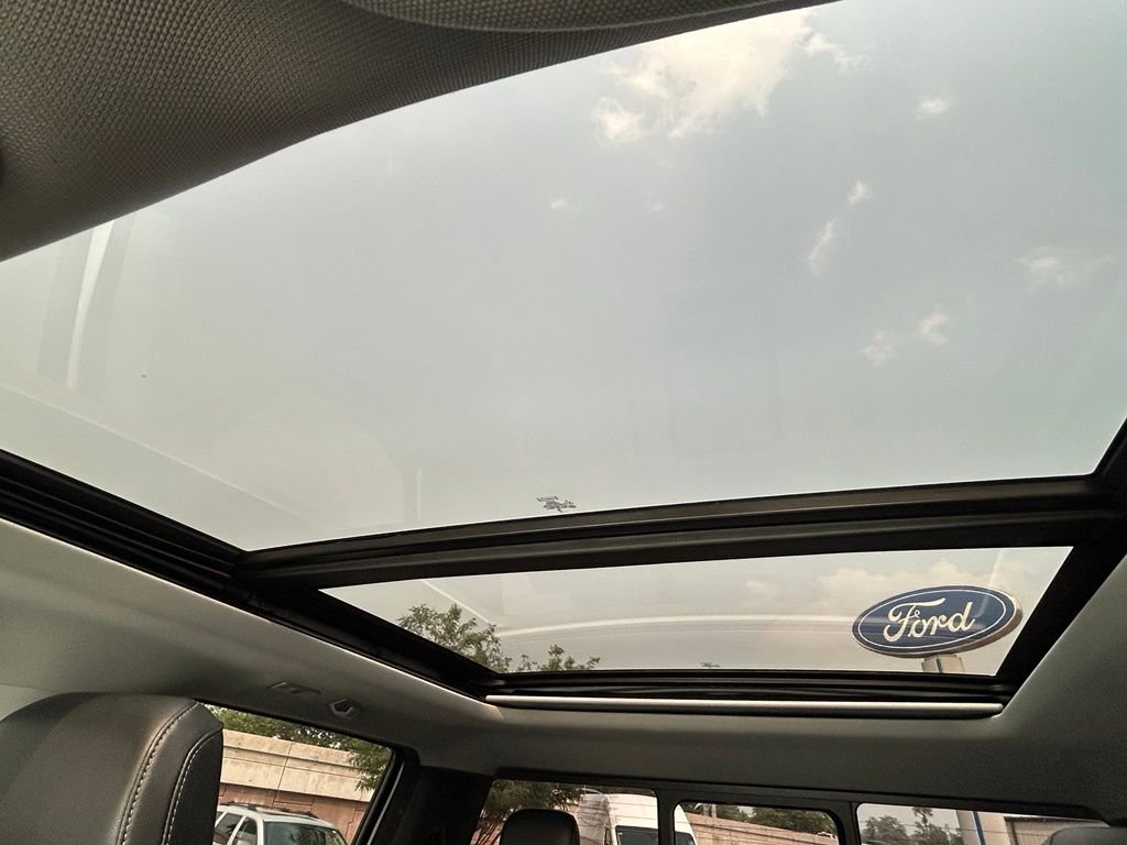 Certified Used 2023 White Metallic Ford Lariat image 19