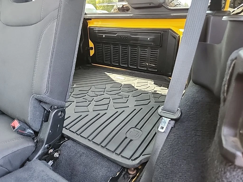 Used 2020  Jeep Unlimited Sport S image 40