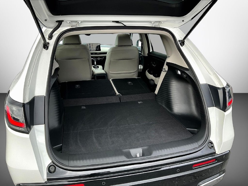 Used 2026 White Honda EX-L image 8