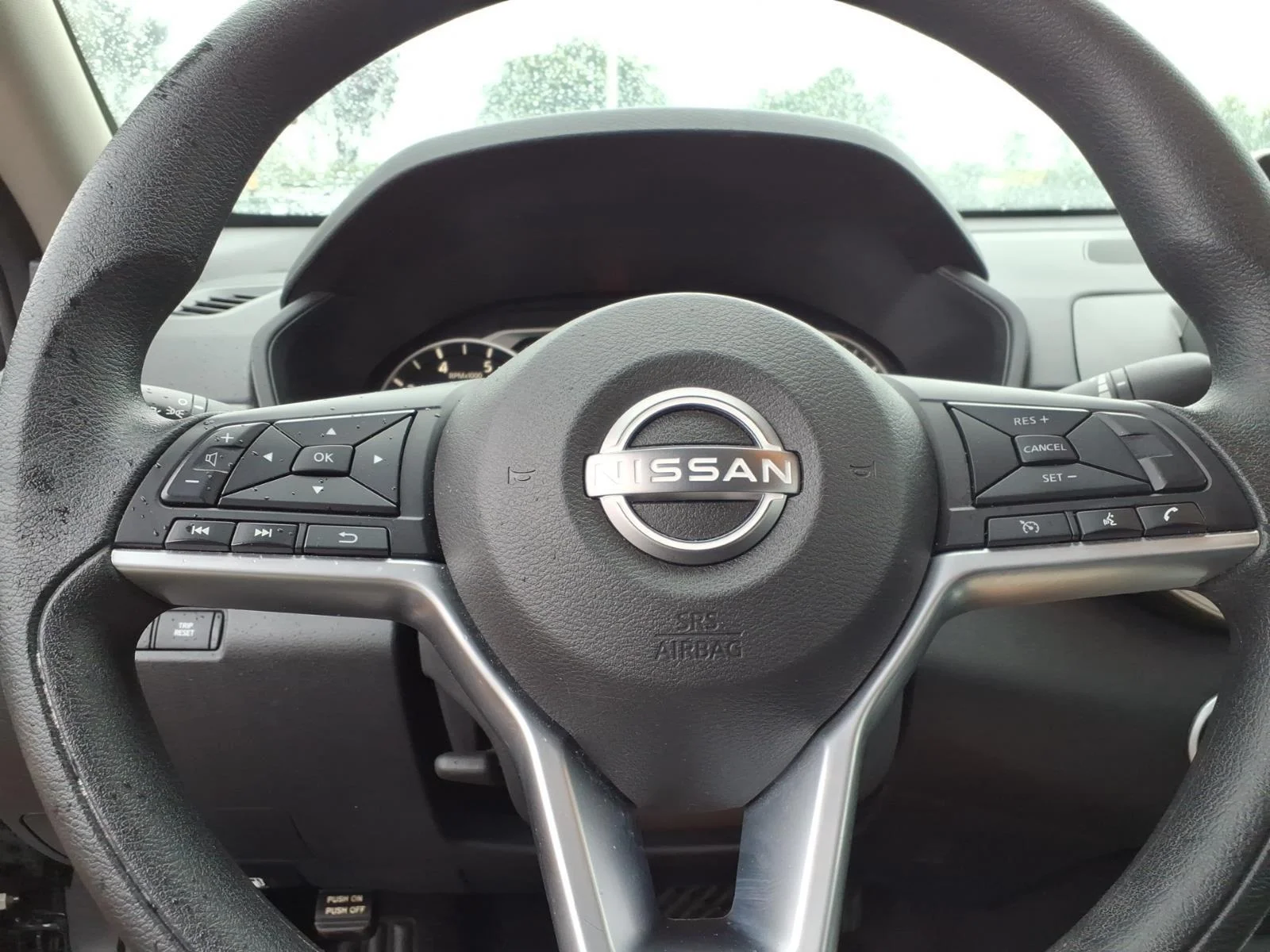 Used 2025 Super Black Nissan SV image 24
