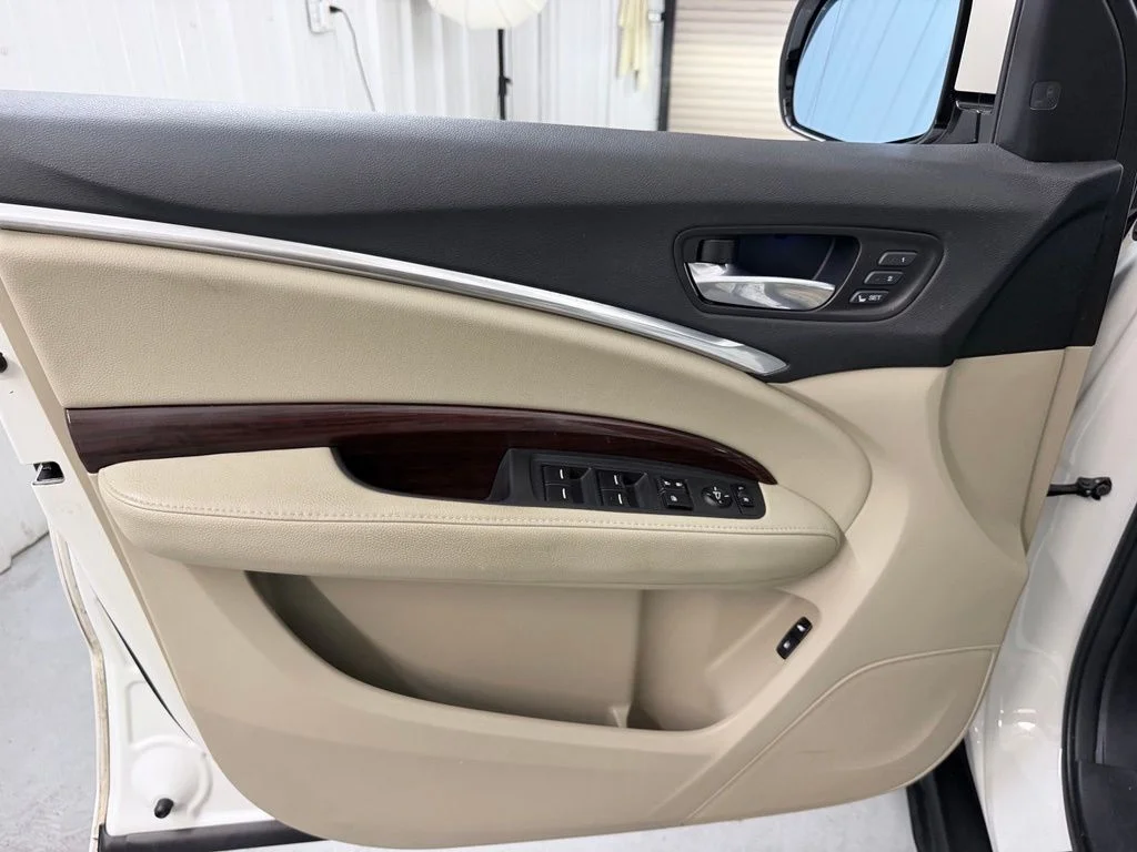Used 2016  Acura 3.5L image 12