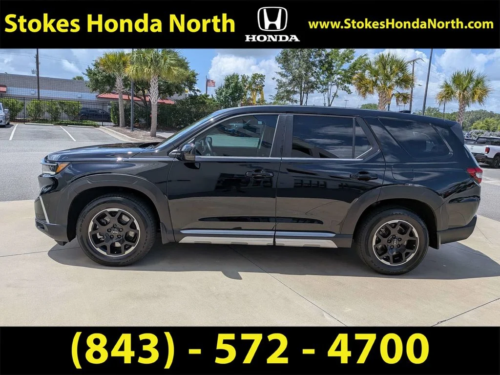 Certified Used 2025 Black Honda EX-L image 11