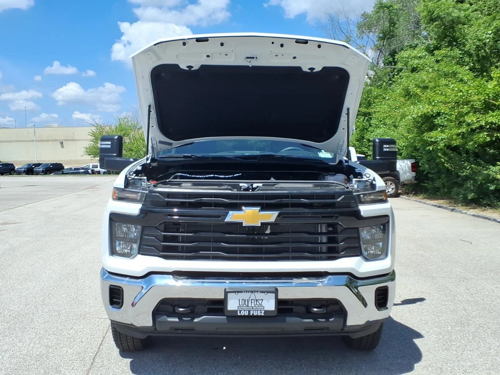 New 2026 Summit White Chevrolet Work Truck image 24