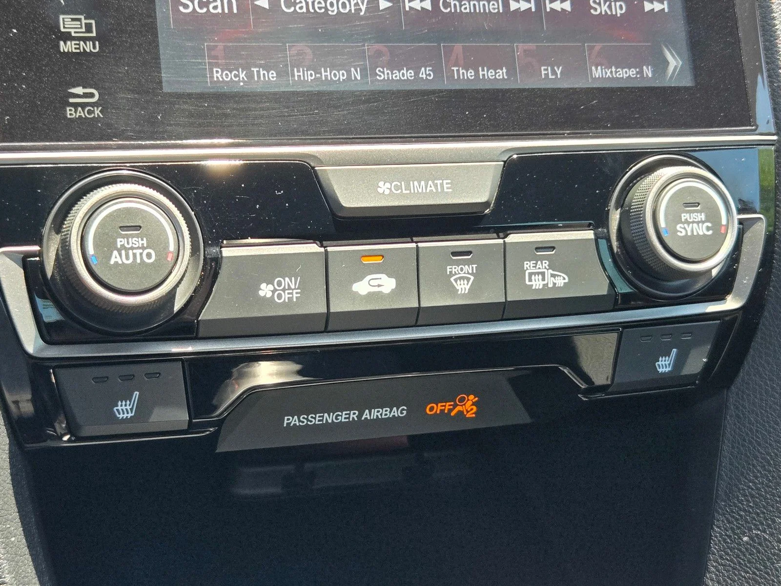 Used 2018 Crystal Black Pearl Honda Si image 26