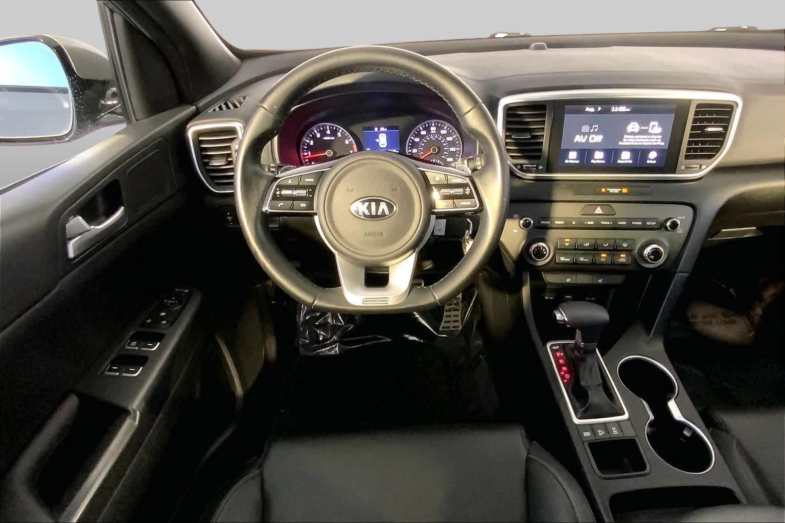 Used 2022 Steel Gray Kia Nightfall image 6
