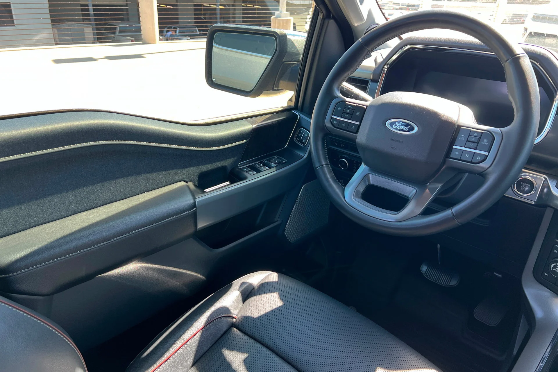 2023 Ford F-150 XL - Photo 11