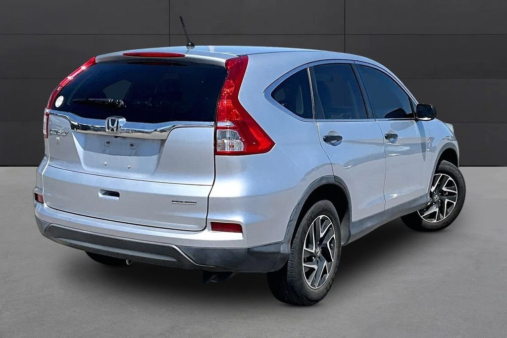 Used 2016 Silver Honda SE image 2