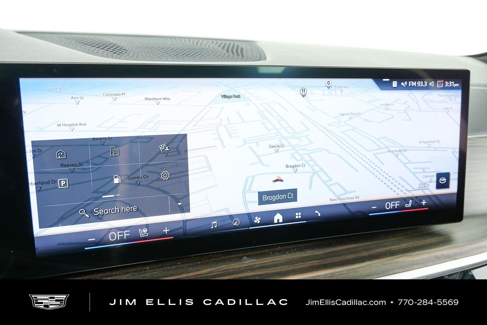 Used 2024 Gray BMW xDrive40i image 15