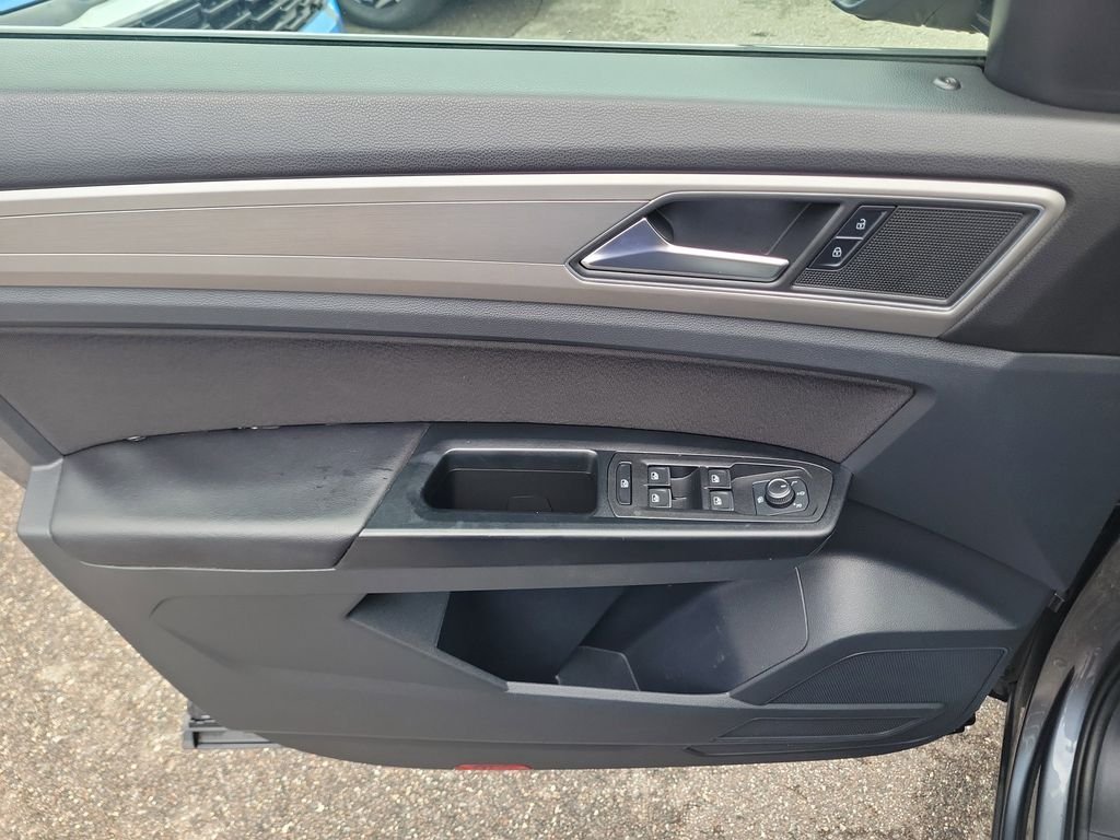Used 2019 Gray Volkswagen 2.0T S image 18