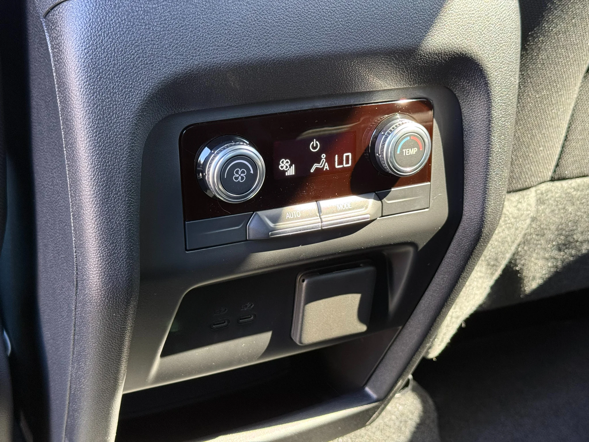 2027 GMC Acadia Elevation - Photo 25