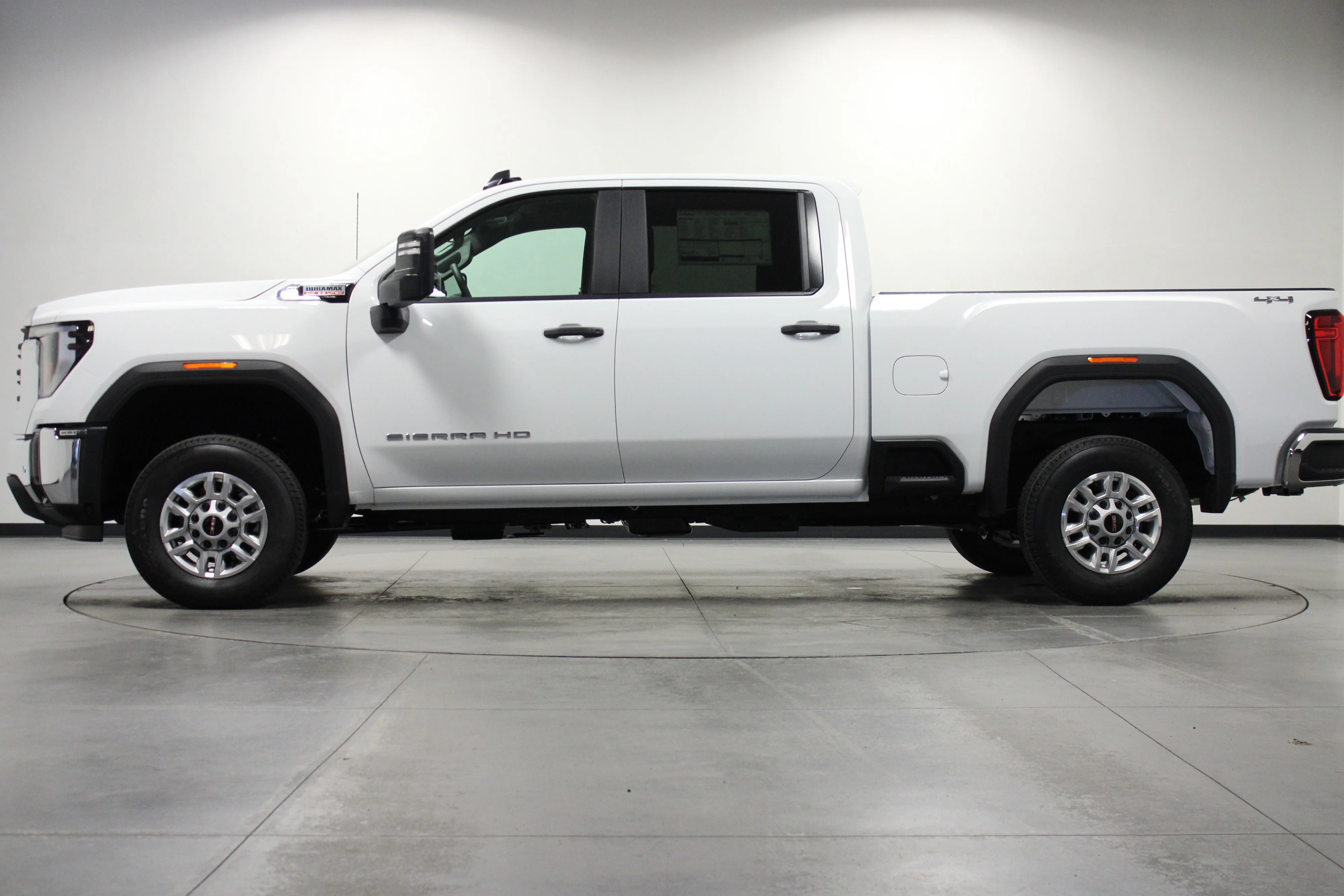 New 2026 Summit White GMC Pro image 7