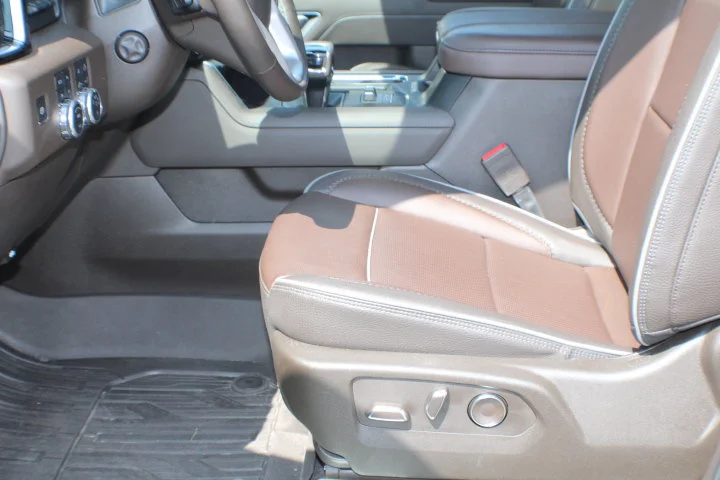 Certified Used 2025 Sterling Metallic GMC Denali image 15