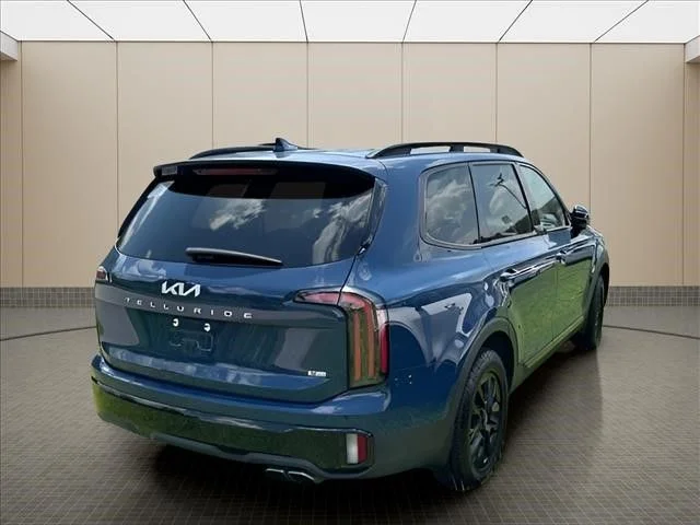 Used 2024 Black Kia SX-Prestige X-Pro image 17