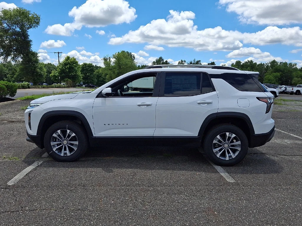 New 2026 Summit White Chevrolet LT image 5