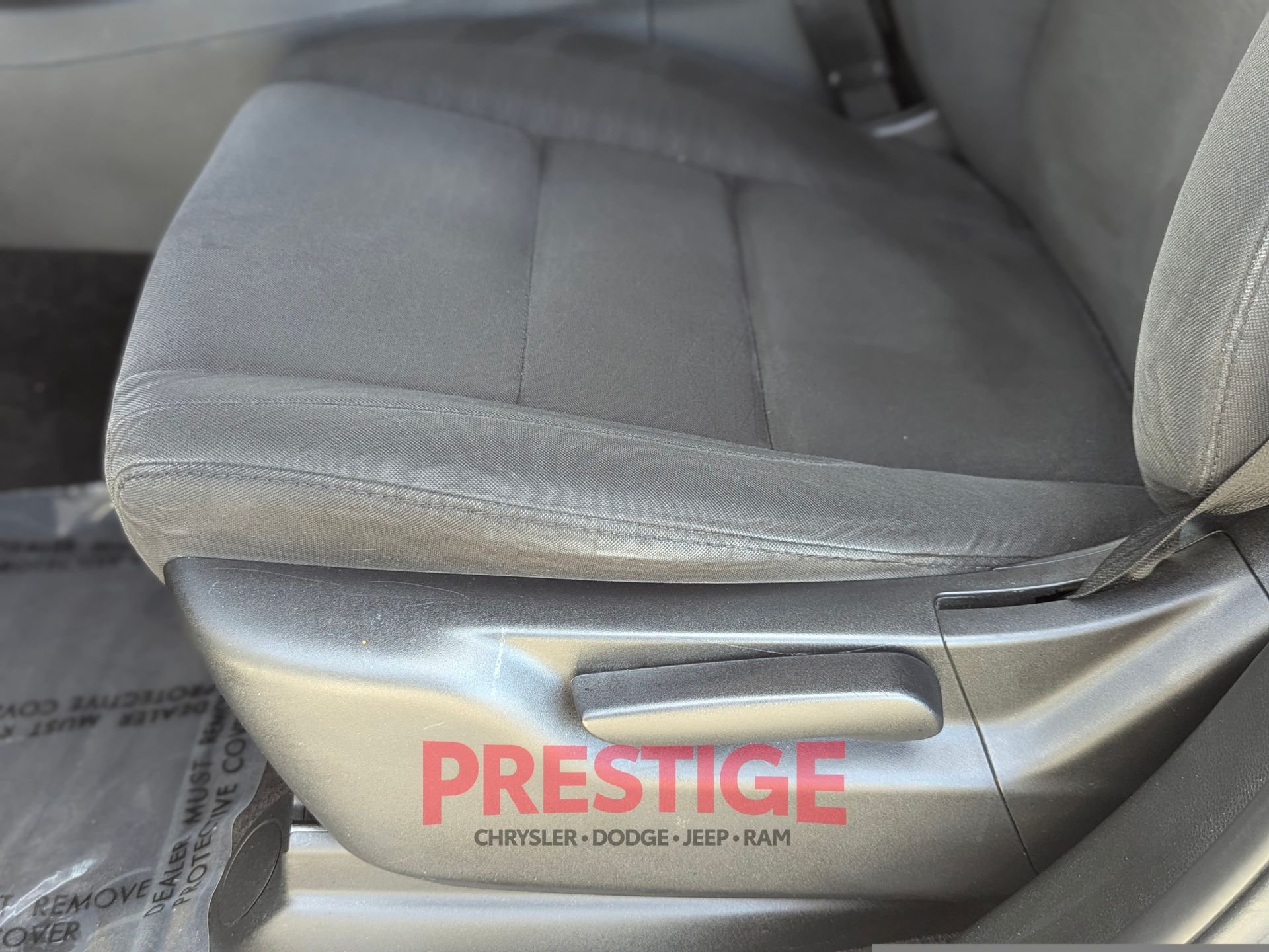 Used 2018 Gray Dodge SXT image 25
