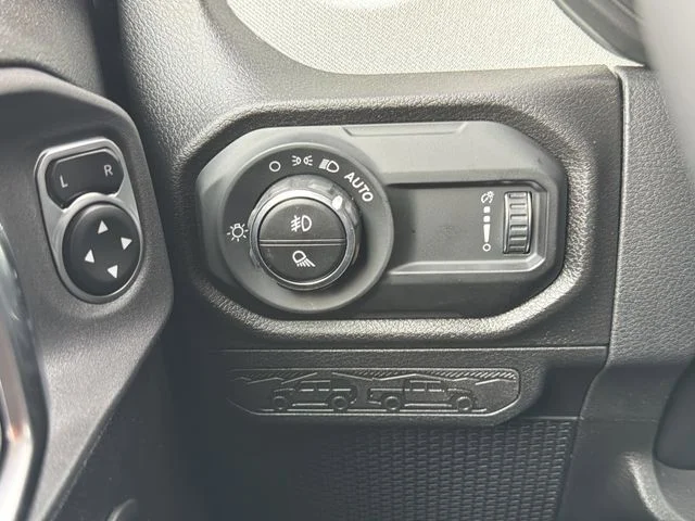 New 2026 Reign Exterior Paint Jeep Sport S image 27