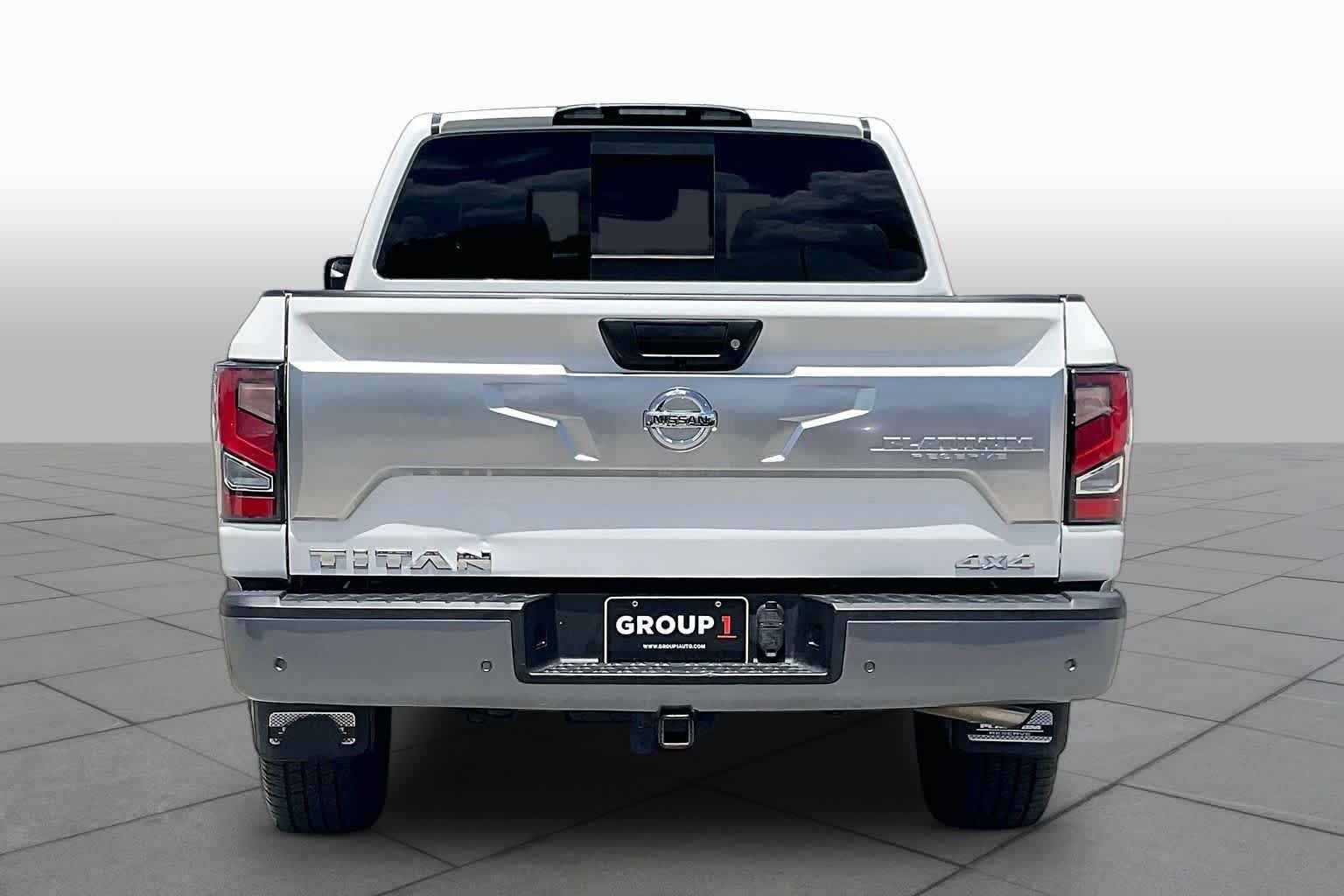 Used 2021 Pearl White Nissan Platinum Reserve image 5