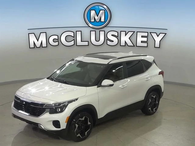 Used 2024 White Kia EX image 18