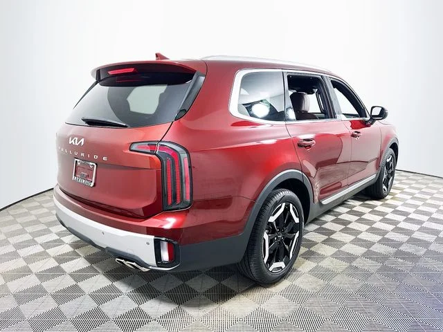 Certified Pre-Owned 2024 Kia Telluride EX