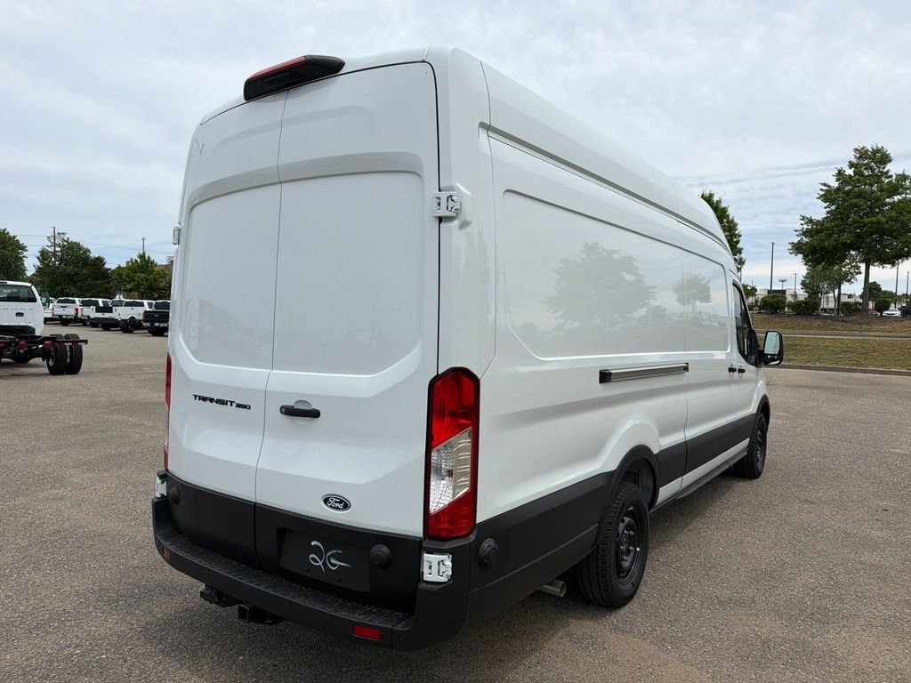 New 2026 Oxford White Ford Cargo Van image 8