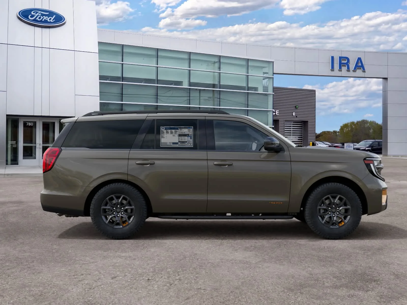 New 2027 Marsh Gray Ford Tremor® image 5