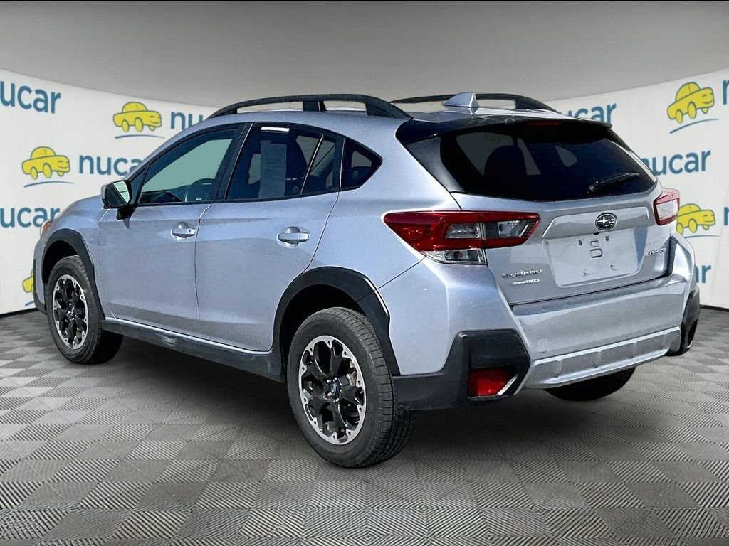 Used 2022 Ice Silver Metallic Subaru Premium image 4