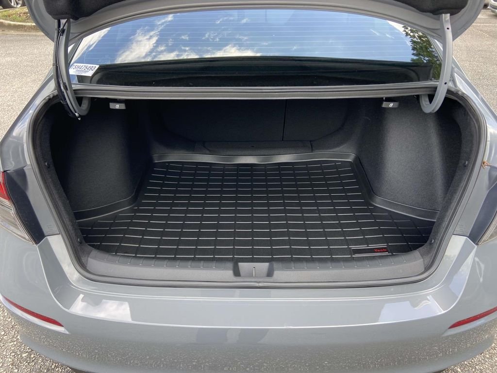 Used 2025 Gray Honda  image 9