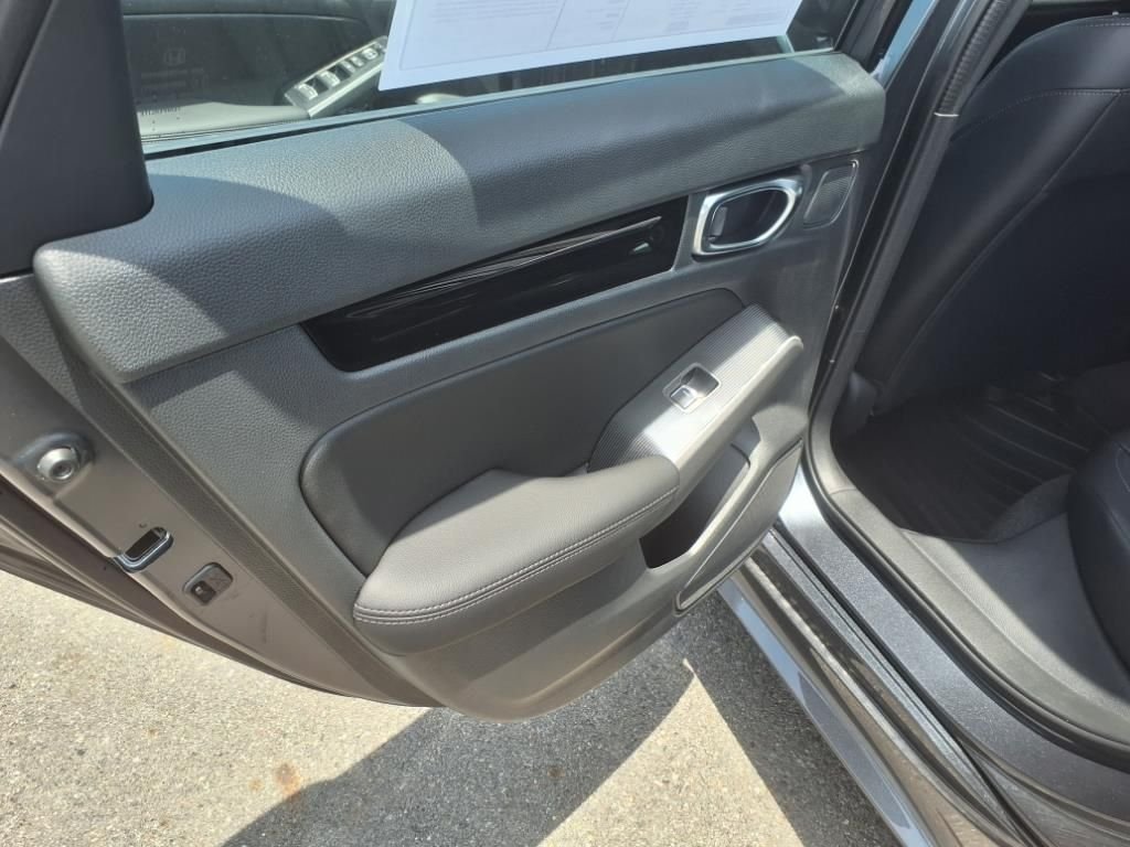 2025 Honda Civic Sport Touring - Photo 26