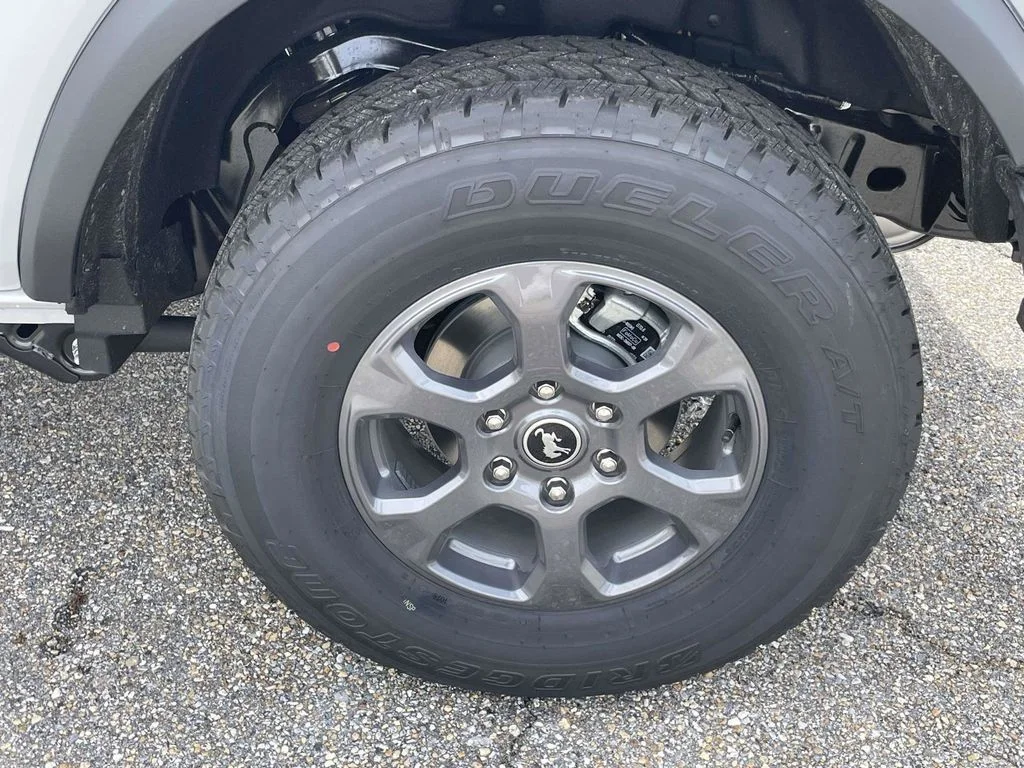 New 2026 Avalanche Gray Ford Big Bend® image 9