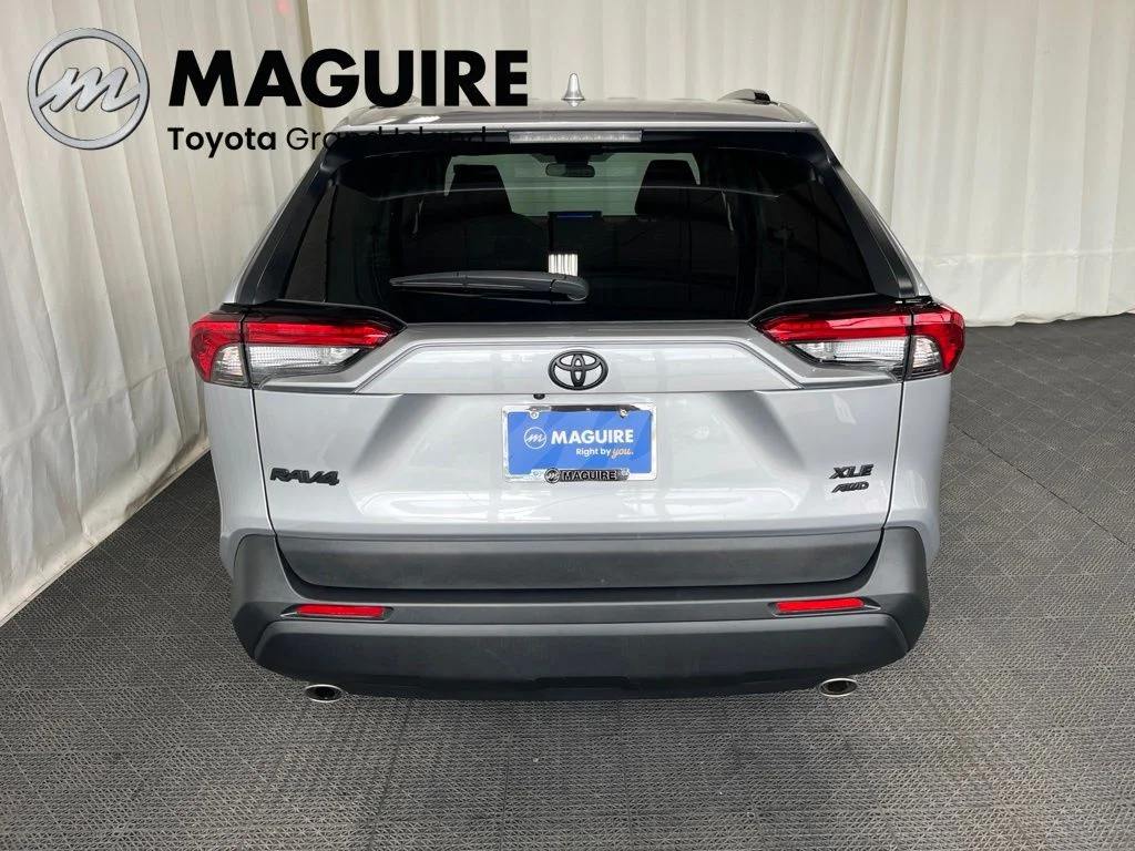 Used 2024 Gray Toyota XLE image 30