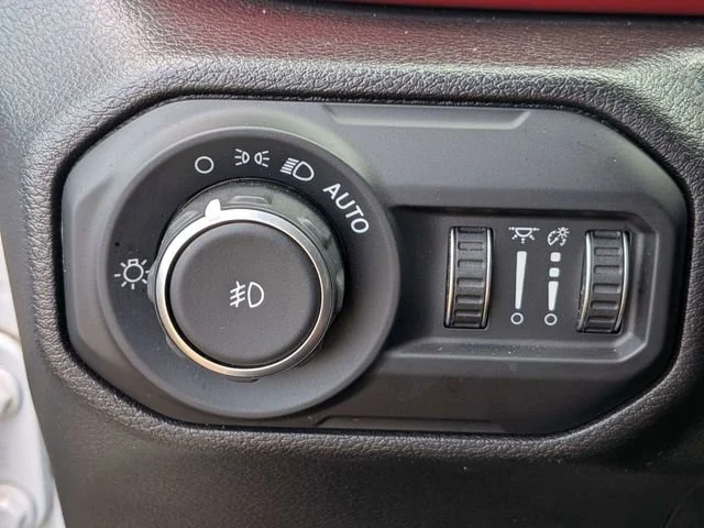 Used 2022 Bright White Cl Jeep Unlimited Rubicon image 20