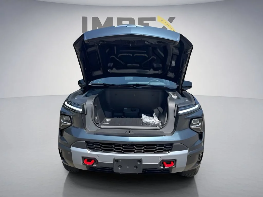Used 2026 Blue Smoke Metallic Chevrolet Trail Boss - Max Range image 32