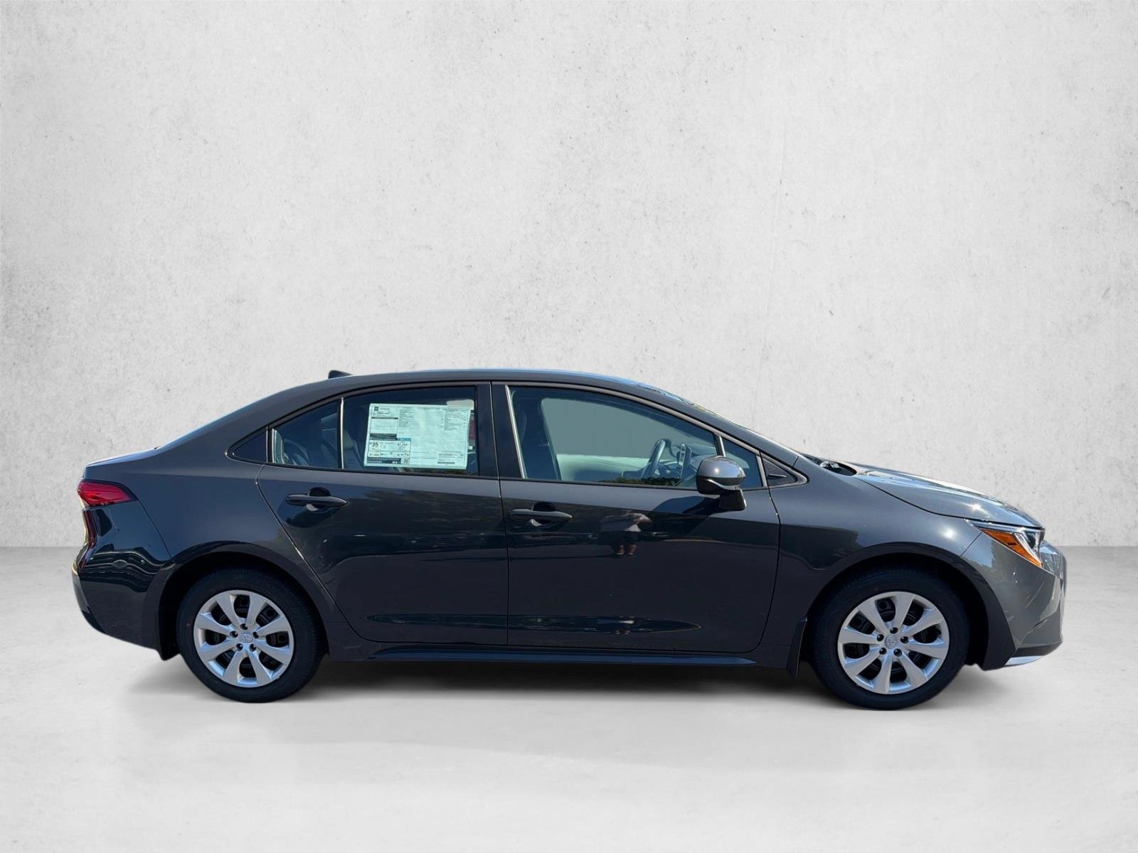 New 2027 Underground Toyota LE image 2