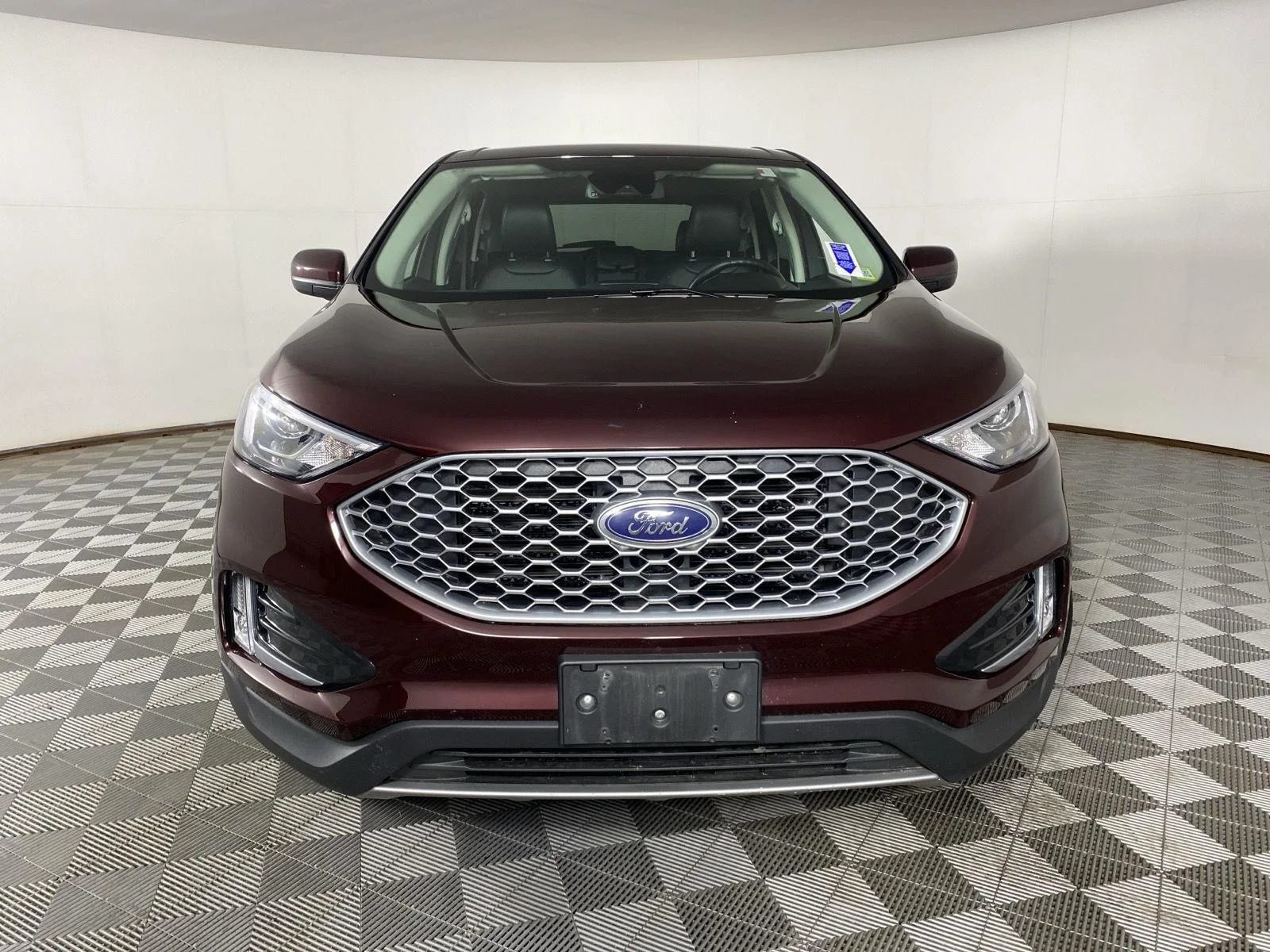 Used 2023 Burgundy Velvet Metallic Tinted Clearcoat Ford SEL image 5