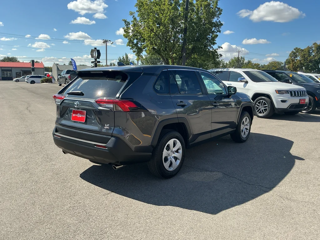 Used 2025 Magnetic Gray Metallic Toyota LE image 5