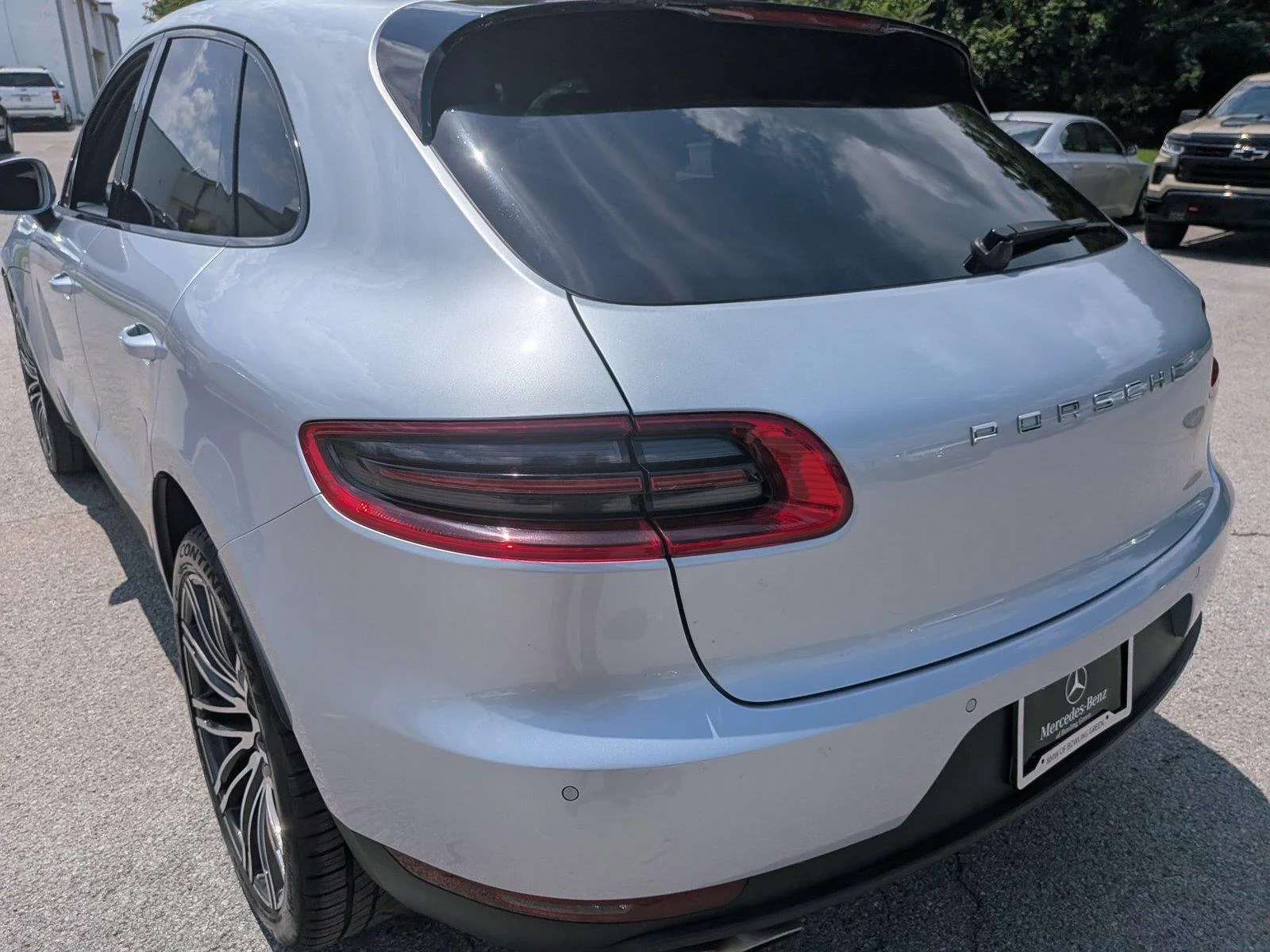 Used 2018 Rhodium Silver Metallic Porsche S image 12